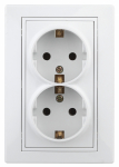 Розетка Intro Plano 1-208-01 с заземлением двойная 2X2P+E Schuko со шторками, 16А-250В, IP20, СУ, белый