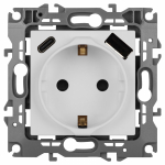 Розетка ЭРА Серия 12 12-4108-01М 2P+E 16A-250В со шторками с USB type-A+C 5В-3А белый матовый