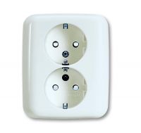 Розетка SCHUKO 16А 250В, двойная со шторками, серия Reflex SI, цвет альпийский белый