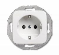 Розетка ABB Reflex SI 1-мест. механизм с накладкой с З/К скр. уст-ки16А 220-250В IP21 белый