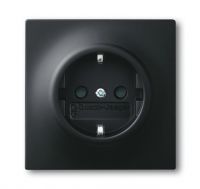 Розетка ABB Impuls 1-мест. механизм с накладкой с З/К скр. уст-ки16А 220-250В IP20 черный
